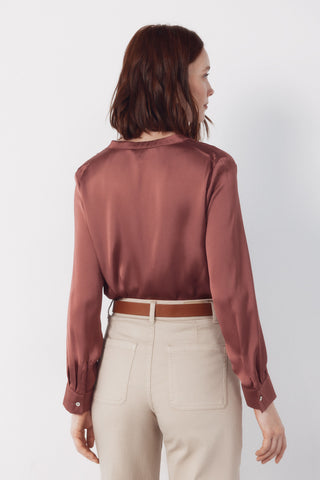 3.T.Ki.Blusa Satinada.