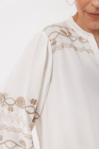 3.T.M.Blusa Bordados.