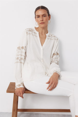 3.T.M.Blusa Bordados.