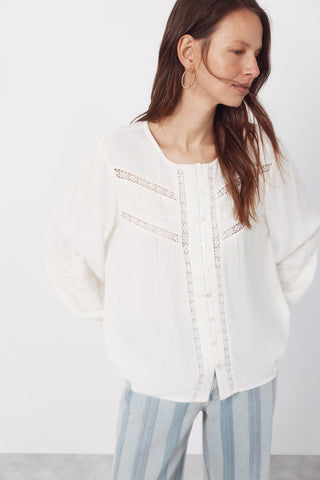 3.T.M.Blusa Bordados.