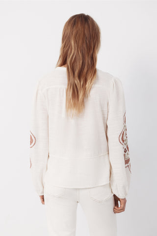 4.T.M.Blusa Bordada.