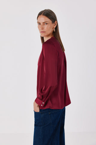 3.T.Ki.Blusa Satinada Mao.