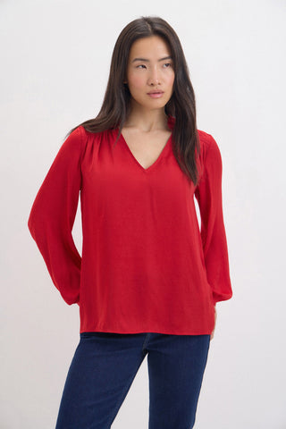 Blusa Satinada con Detalle Fruncido