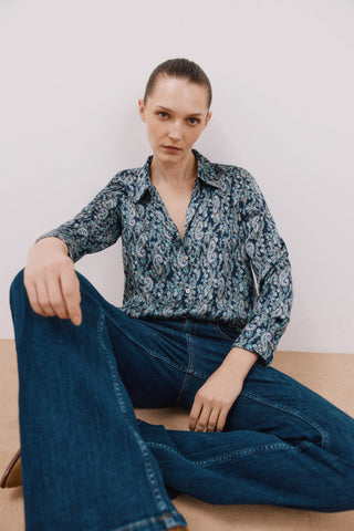 Camisa Manga Larga con Tejido Satinado