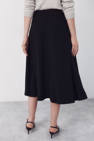 2.T.M.Falda Capa Larga.