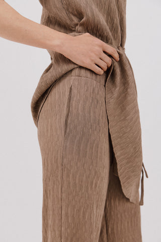 Pantalón con Cintura Elástica Efecto Arrugado.