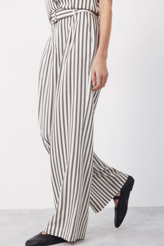 Pantalón con Cinturón Estampado Rayas