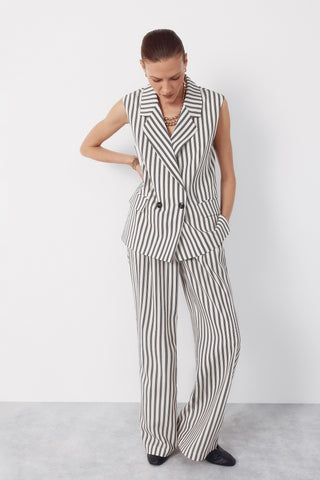 Pantalón con Cinturón Estampado Rayas