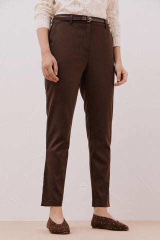 Pantalón Talle Medio con Cinturón