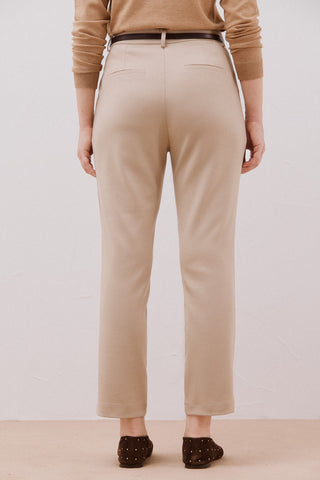 Pantalón Talle Medio con Cinturón