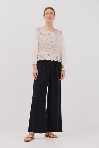 Pantalón Ancho con Cintura Elástica.