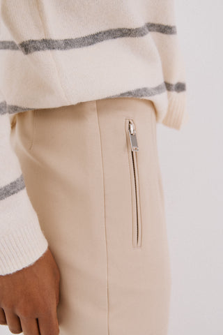 Pantalón Crop Talle Alto con Bolsillos