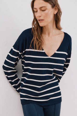 Sudadera Cuello V con Estampado de Rayas