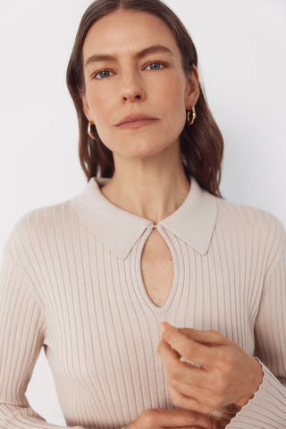 Camisa Manga Larga con Detalle Escote