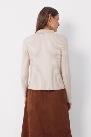 Camisa Manga Larga con Detalle Escote