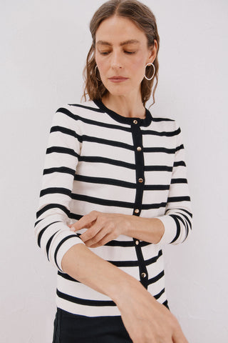 Cárdigan Corto con Estampado de Rayas.