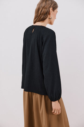 Blusa Manga Larga con Detalle Crochet