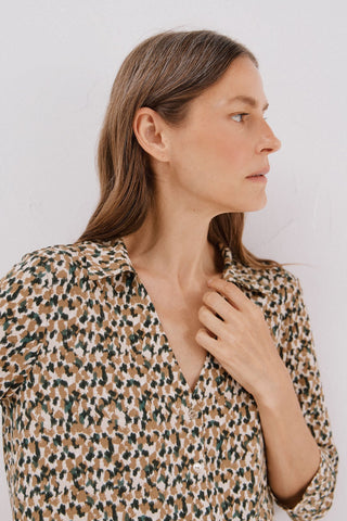 Camisa Manga Larga con Detalle Botones