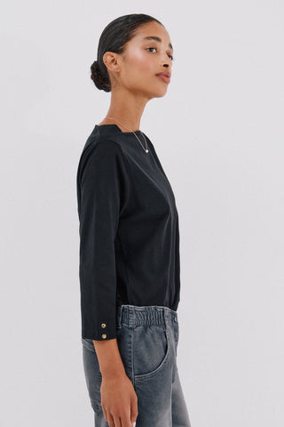 Camiseta Básica Cuello Barco de Algodón