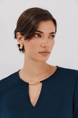 Blusa Manga Larga con Detalle Escote