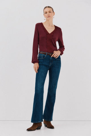 Camiseta Manga Larga con Escote Pico