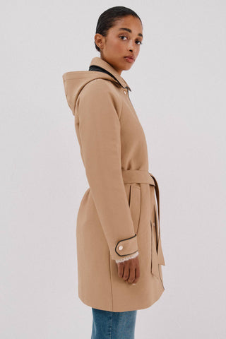 Gabardina Larga con Capucha Desmontable