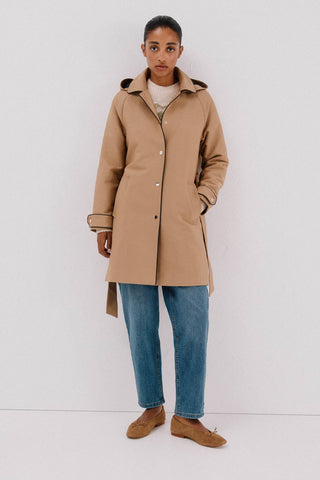 Gabardina Larga con Capucha Desmontable