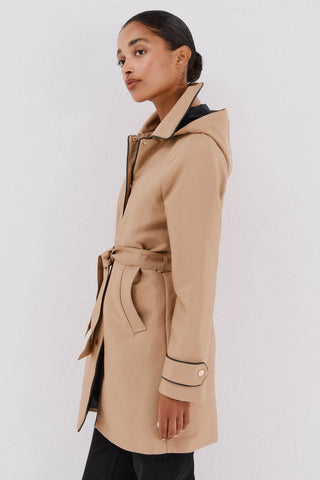 Gabardina Larga con Capucha Desmontable