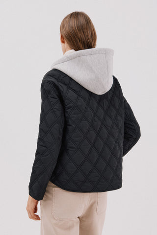 Chaqueta Corta con Capucha Desmontable