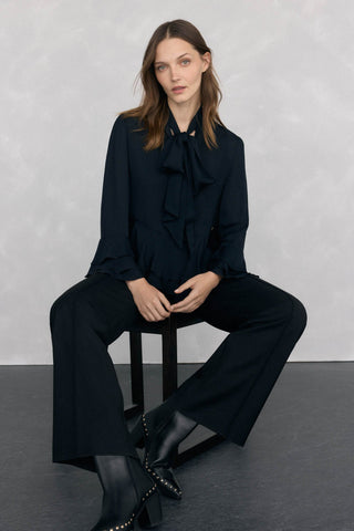 Camisa Manga Larga con Detalle Lazo de Satén