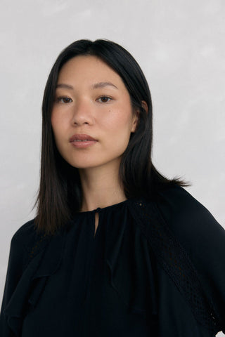 Camisa Manga Larga con Detalle Volantes