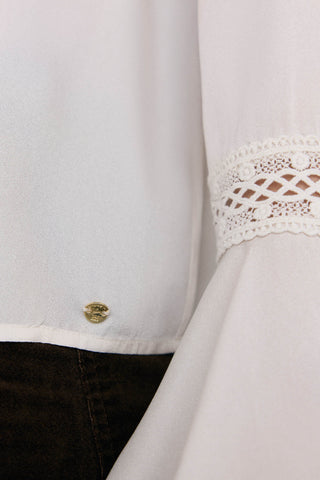 Camisa Manga Larga con Detalle Volantes