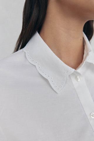 Camisa Manga Larga con Detalle Bordado