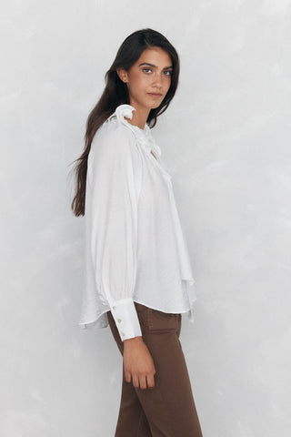 Blusa Manga Larga con Detalle Lazo