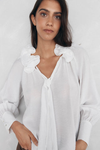 Blusa Manga Larga con Detalle Lazo