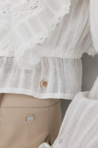 Blusa Manga Larga con Volantes