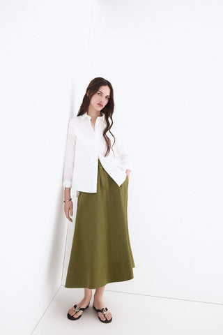 E. Blusa M/L Bordada Flores.