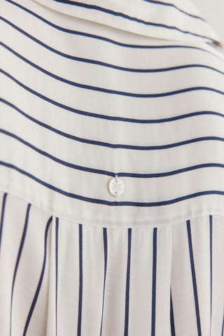 Camisa Satinada con Estampado de Rayas