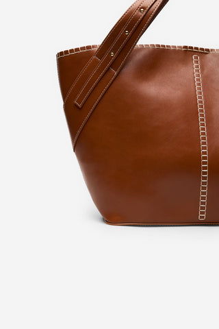 Bolso Estilo Capazo con Asa de Hombro