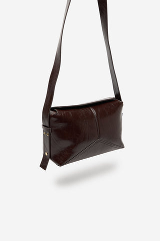 Bolso de Hombro con Detalles Metálicos