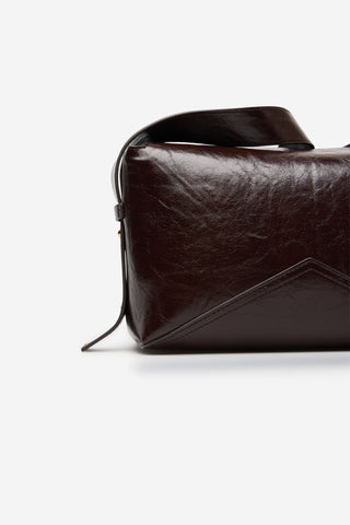 Bolso de Hombro con Detalles Metálicos