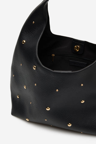 Bolso Grande con Detalle Tachuelas