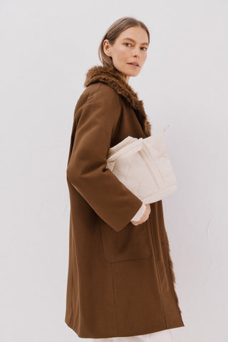 Bolso Mediano Acolchado de Nylon