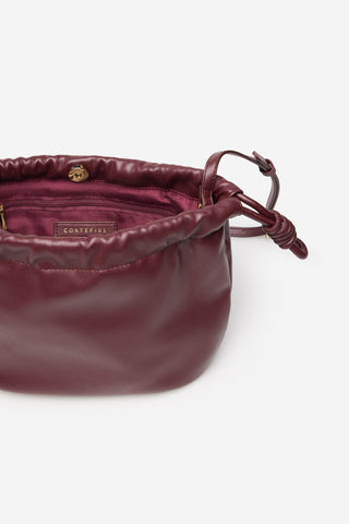 Bolso Estilo Saco con Correa Ajustable
