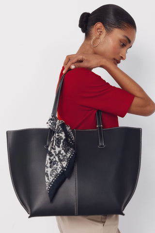 Bolso Shopper con Detalle Pespuntes
