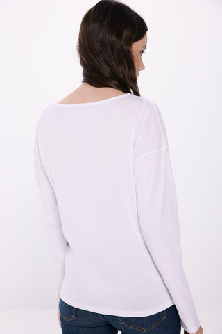 Camiseta Cuello Barco con Botones