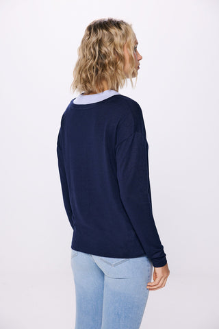 Camiseta Manga Larga Cuello Pico