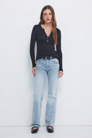 Camiseta Manga Larga con Detalle Botones