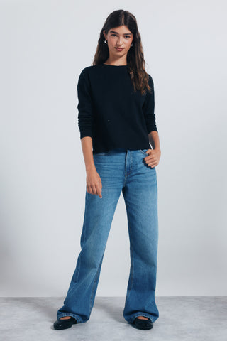 Camiseta Manga Larga con Detalle Tachuelas