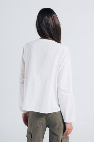 Camisa Manga Larga con Detalle Plisado